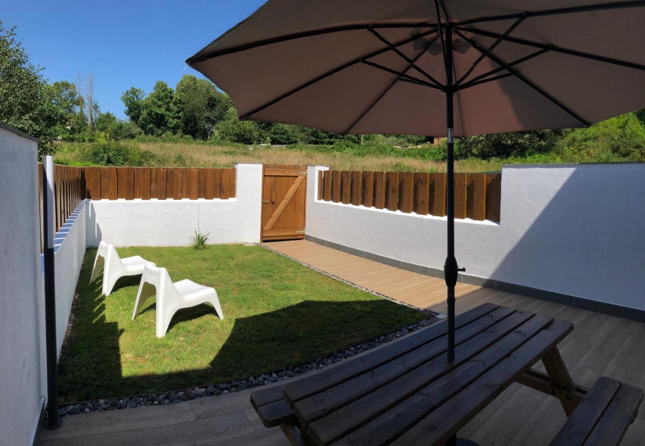 ריבאדסלה Casas Adosadas Julieta מראה חיצוני תמונה